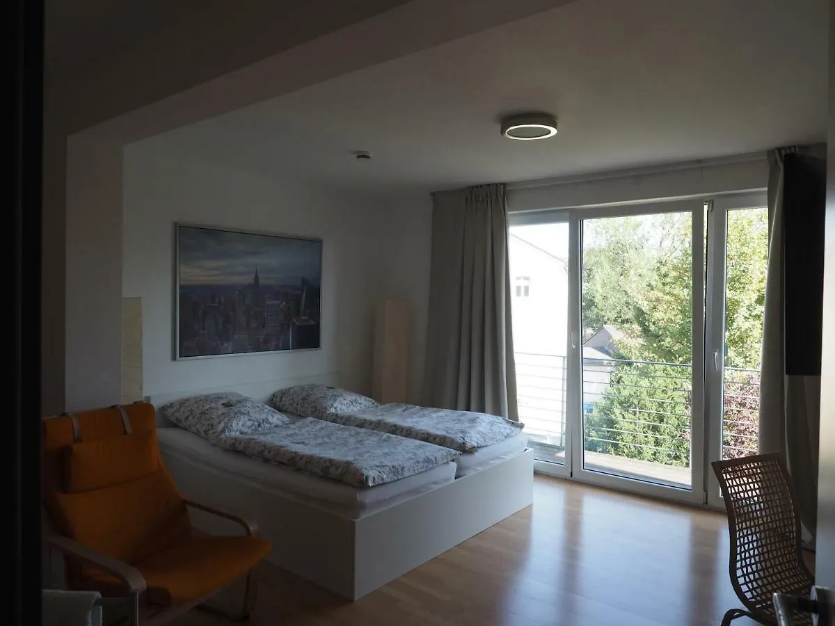 B8 - Just A Private Accommodation Ντίσελντορφ